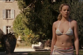 Abbie Cornish hot in bikini and nude butt crack and Marion Cotillard sex and lingerie - A Good Year (2006) hd1080p (4)