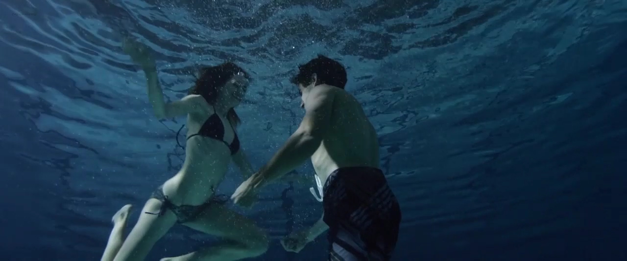 Analeigh Tipton hot and wet in bikini – 4 Minute Mile (2014) hd720p