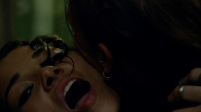 Jessica Parker Kennedy and Clara Paget nude sex threesome - Black Sails (2015) s2e5 hd1080p (3)