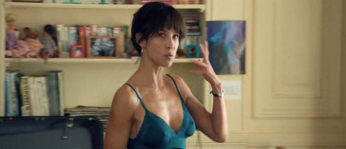 Sophie Marceau hot not nude and Alexia Barlier nude brief topless – Tu veux ou tu veux pas (FR-2014) hd1080p