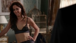 Alexandra Park hot in lingerie and Sophie Colquhoun hot - The Royals (2015) s12e hd1080p (2)