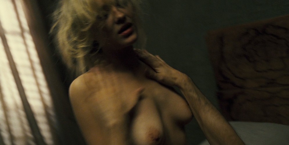 Marion Cotillard nude sex Helena Noguerra nude wild sex too - La boite noire (FR-2005) hd1080p (12)