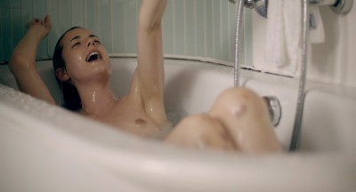 Agyness Deyn nude topless bush and sex - Electricity (UK-2014) WEB-DL hd720p (2)