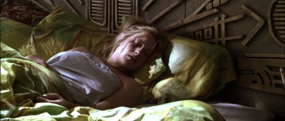 Patricia Arquette nude brief topless in deleted scenes - Stigmata (1999) hd1080p (9)