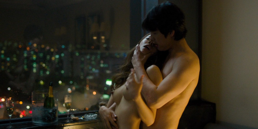 So-Young Park nude sex oral and Esom nude sex too - Madam Ppang-Deok (HK-2014) hd1080p (3)