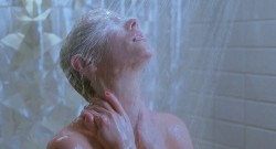 Anne Heche nude butt and wet in shower - Psycho (1998) hd1080p BluRay (3)