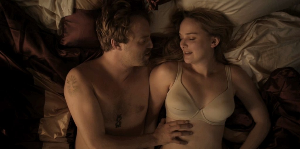 Jess Weixler hot and some sex - The Lie (2011) hd720p Web-Dl (2)