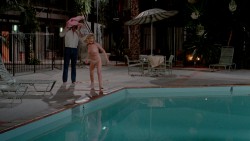 Beverly D'Angelo nude topless and Christie Brinkley hot in bra - National Lampoons Vacation (1983) hd1080p BluRay (12)