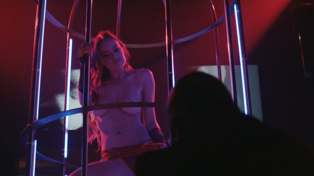 Jazmyn Simon nude butt and few random nudes - Ballers (2015) s1e5 hd720-1080p (4)