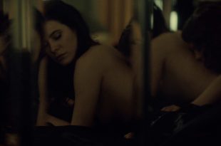 Katharine Isabelle hot lingerie and Caroline Dhavernas hot lesbian – Hannibal (2015) s3e6 hd1080p (6)