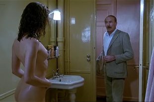 Emmanuelle Béart nude butt and Sophie Barjac nude bush - L' amour en douce (FR-1985) (14)