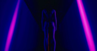 Milla Jovovich nude butt and hot - Ultraviolet (2006) hd1080p BluRay (3)