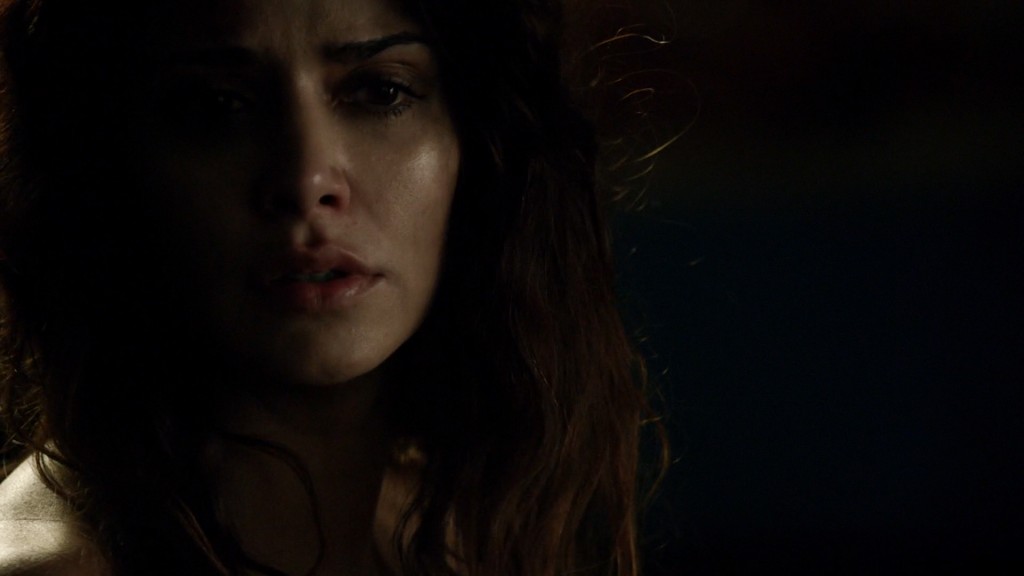 Shivani Ghai nude butt - Dominion s02e11 (2015) HD 1080p (4)