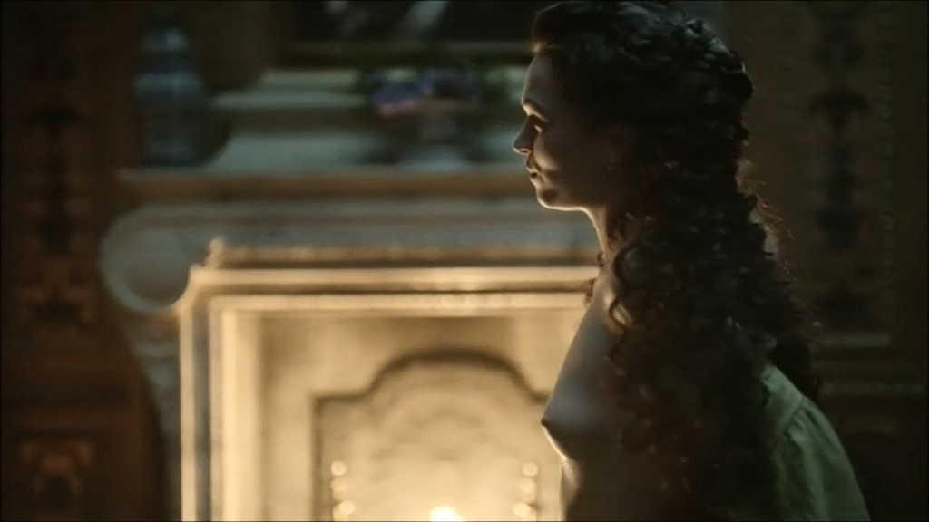 Anna Brewster nude hot sex Maddison Jaizani nude pussy - Versailles (FR-2015) s1e3-6-9 HDTV 720p (11)