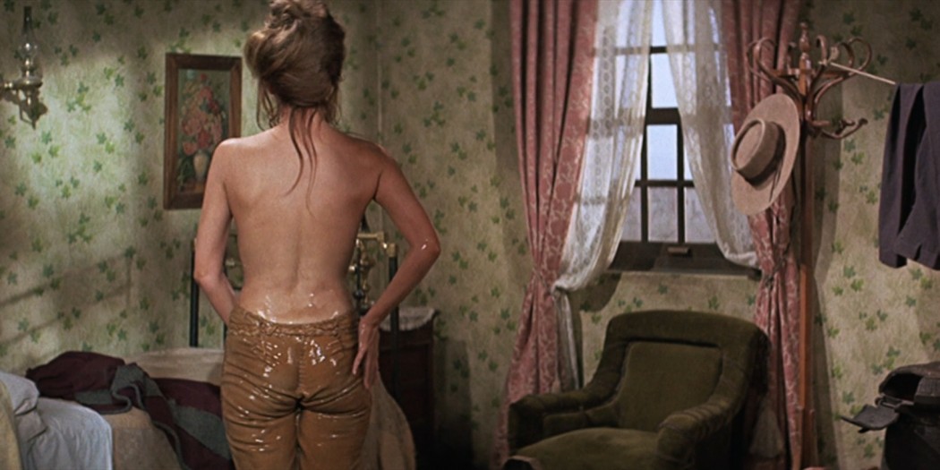 Raquel Welch hot butt and wet see through - Hannie Caulder (1972) HD 1080p BluRay (1)