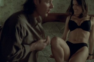 Salma Hayek hot bra and undies and Mindy Chris sex - Chain of Fools (2000) HD 1080p BluRay (6)