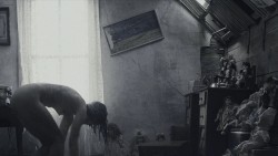 Shannyn Sossamon nude boobs and nude butt -The Day (2011) HD 1080p BluRa (2)