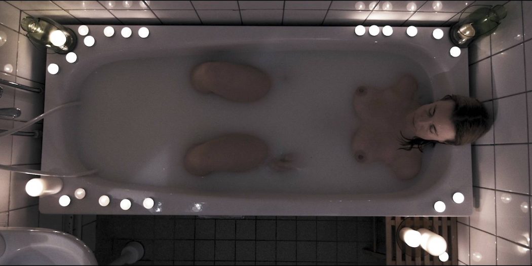 Lanna Ohlsson nude topless in the bath - Sensoria (SE-2016) HD 1080p (10)