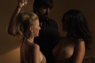 Kati Sharp nude topless and Frances Eve nude sex threesome - Vinyl (2016) s1e7 HDTV 720p (4)