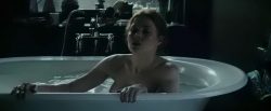 Amy Adams hot boobs in the tube - Batman v Superman Dawn of Justice (2016) 720 (1)