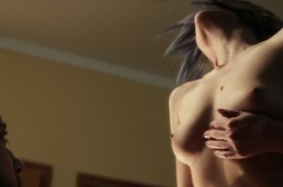 Autumn Kendrick nude topless and sex and Miranda Rae Mayo hot bikini - The Girl In The Photographs (2015) HD 720p WEB-DL (1)