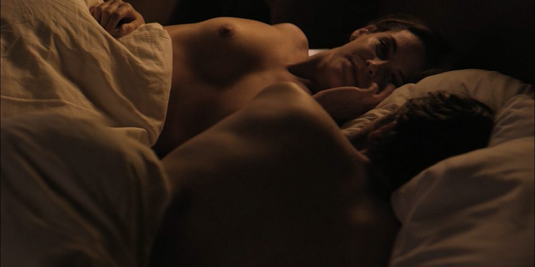 Riley Keough nude topless, butt and sex - The Girlfriend Experience (2016) S01E04-5-6 HDTV 720p (12)