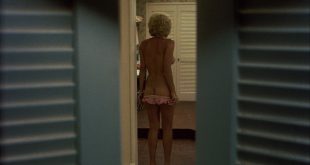 Leslie Easterbrook nude, Vickie Benson hot other's nude - Private Resort (1985) HD 1080p (8)