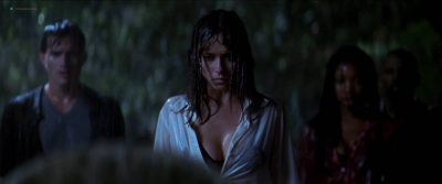 Jennifer Love Hewitt hot bikini and sexy cleavage - I Still Know What You Did Last Summer (1998) hd1080p BluRay (5)