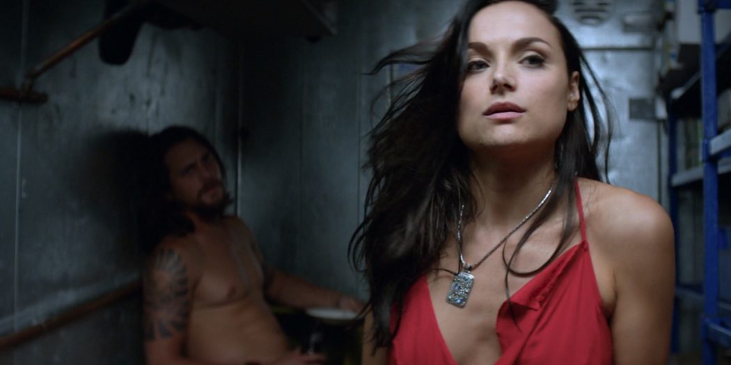 Christina Ochoa nude side boob and hot sex – Animal Kingdom (2016) s1e6 HD 1080p (8)