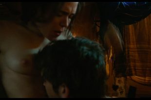 Ellen Page nude topless and sex - Tallulah (2016) HD 1080p Web-dl (11)