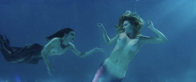 Murielle Telio nude topless, Margaret Qualley hot other’s nude – The Nice Guys (2016) HD 1080p WEB-DL