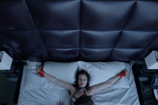 Stephanie Corneliussen nude butt nipple and side boob – Mr. Robot (2016) s2e2 HD 1080p (3)
