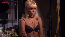 Willa Holland hot and sexy and Taylor Momsen hot bra - Gossip Girl (2010) s02e08 (14)
