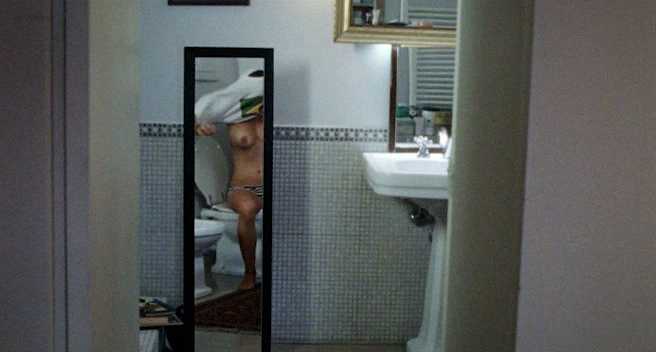 Carolina Crescentini nude topless – 20 Sigarette (IT-2010)