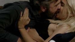 Emily Ratajkowski hot lingerie and Alexandra Marzella hot - Easy (2016) s1e5 HD 720p (10)