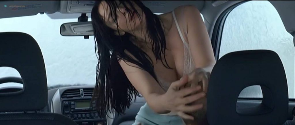 Monica Bellucci nude topless - Combien tu m'aimes? (FR-2005) HDTV 720p (16)