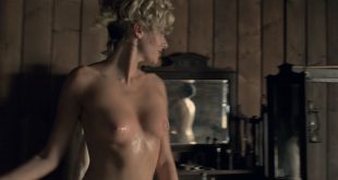 Evan Rachel Wood nude topless and butt Angela Sarafyan nude topless - Westworld (2016) s1e1 HD 1080p (4)