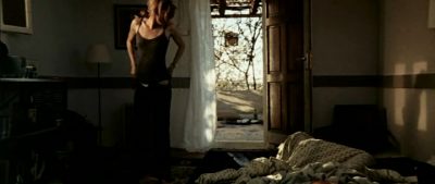Maria Kraakman nude topless some sex - Guernsey (NL-2005) (3)