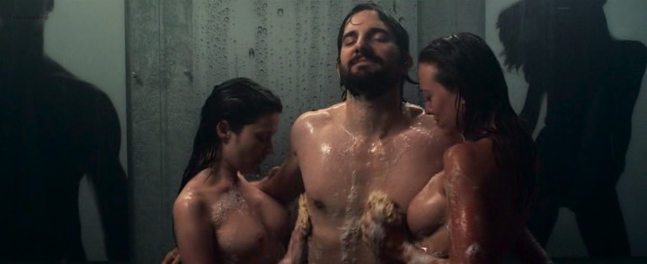 Marine Paquet nude topless, Charlene Perillat nude sex other’s nude too – L’Idéal (FR-2016)