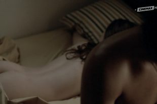 Paige Patterson nude butt crack and hot - Quarry (2016) s01e03 HDTV 1080p (3)