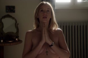 Ludivine Sagnier hot sexy and sex – The Young Pope (2016) s01e04 HD 720p (3)
