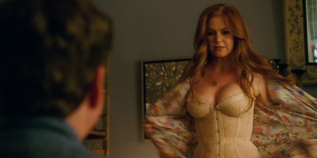Isla Fisher hot and sexy and Gal Gadot hot in lingerie - Keeping Up with the Joneses (2016) HD 1080p Web-Dl (12)