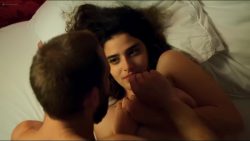 Manal Issa nude brief topless and sex Peur de rien (FR-2016) (1)
