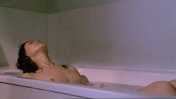Fanny Bastien nude full frontal - Urgence (FR-1985) (5)