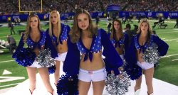 Makenzie Leigh hot and sexy cleavage - Billy Lynn's Long Halftime Walk (2016) HD 1080p WebDl Makenzie Leigh hot and sexy cleavage - Billy Lynn's Long Halftime Walk (2016) HD 1080p WebDl (3)