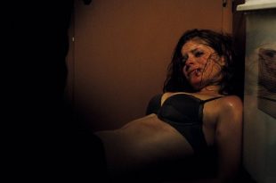 Kate Mara hot and sexy - Shooter (2007) HD 1080p BluRay (9)