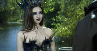 India Eisley hot and sexy - The Curse of Sleeping Beauty (2016) HD 1080p WEB-DL (6)