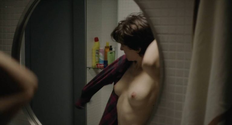Bárbara Lennie nude in María (y los demás) (ES-2016)