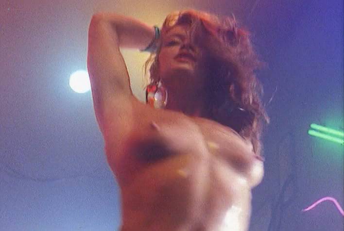 Dani Minnick nude topless and wet Laura Albert nude - Tales from the Crypt (1989) s1e1 (4)