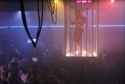 Dani Minnick nude topless and wet Laura Albert nude - Tales from the Crypt (1989) s1e1 (11)